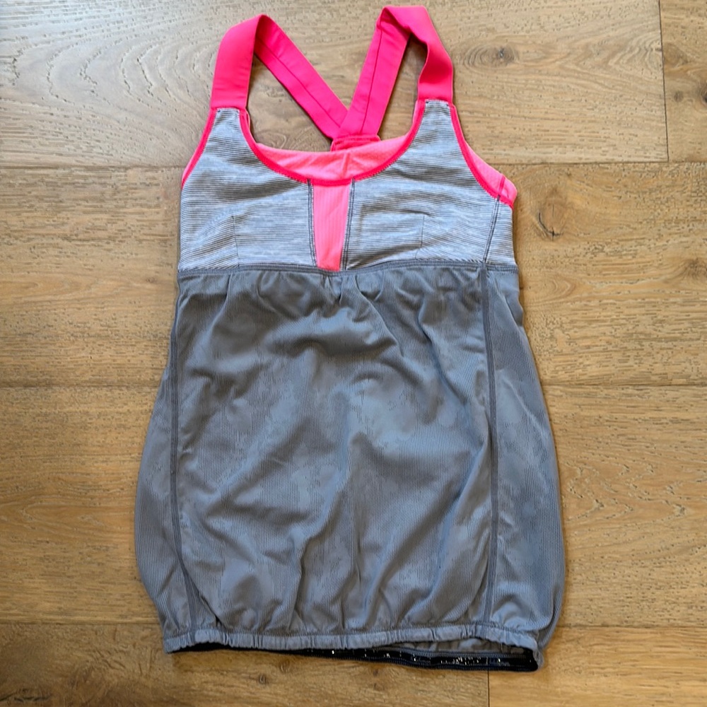 Size 4 Lululemon tank